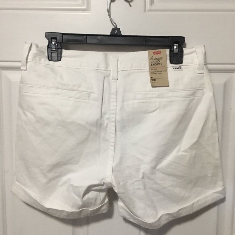 Levi shorts - Picture 2 of 3